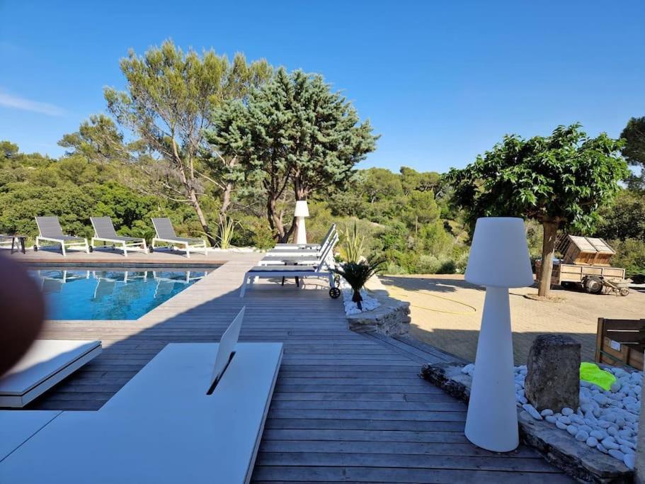 Magnifique Villa De Luxe Au Coeur De La Garrigue Nîmes Kültér fotó